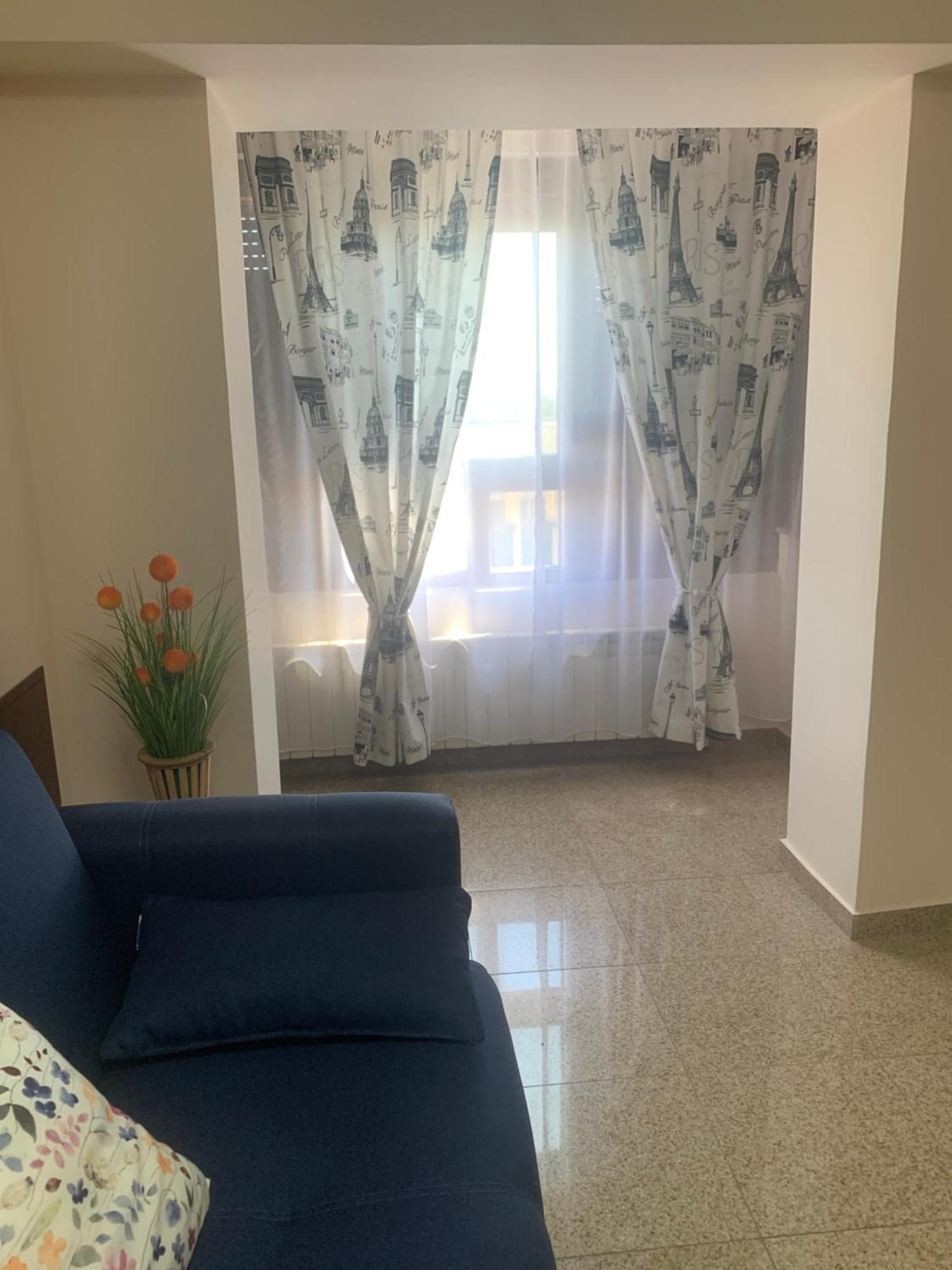 Ferienwohnung Minerva Ultracentral Craiova Exterior foto